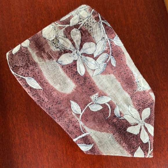 Christopher Barnes 100% Silk Tie - Picture 1 of 4